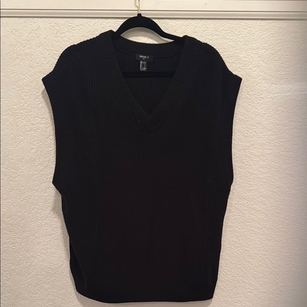 Black Sleeveless Knit Sweater Vest